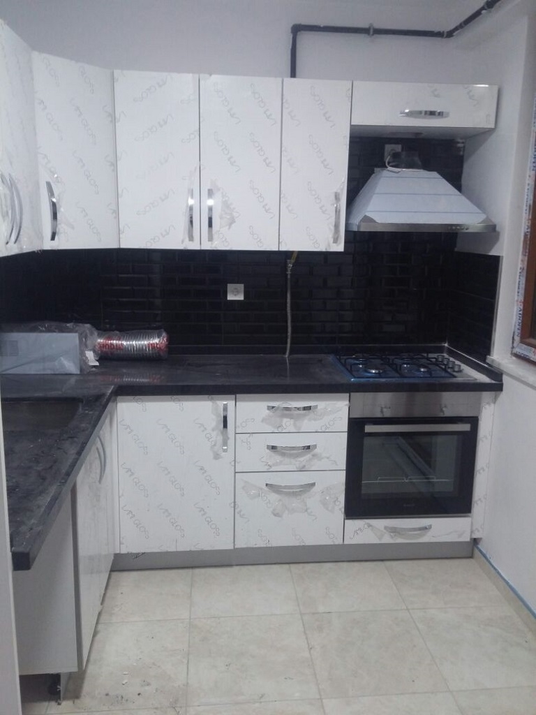 Mehmet Akif İnan apartmanı