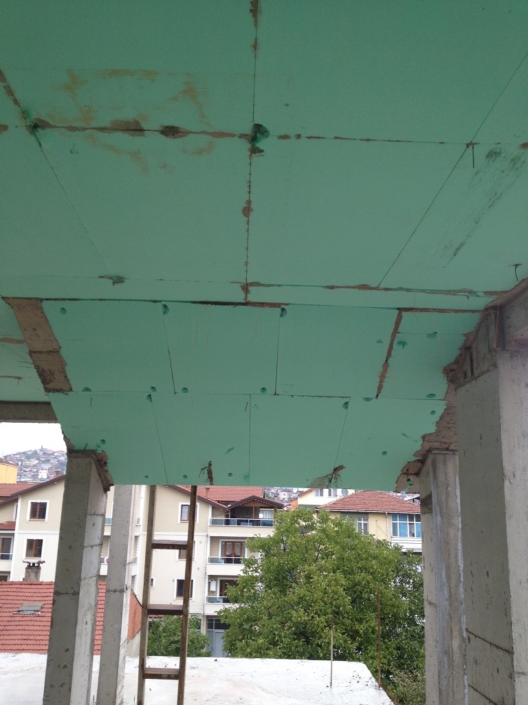 Mehmet Akif İnan apartmanı