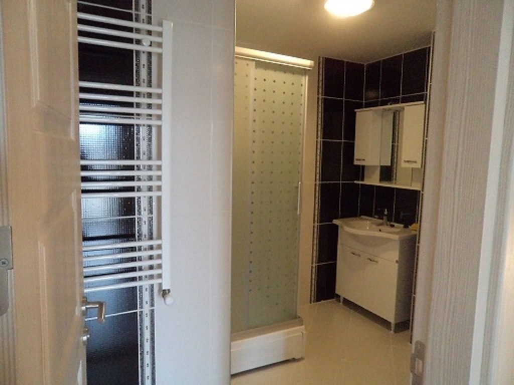 Aydın Apartmanı